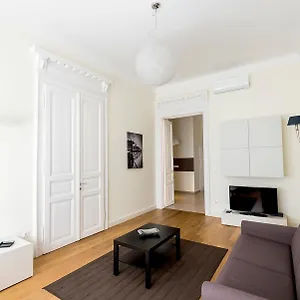 https://luxury-panorama-apartments.inbudapesthotels.com